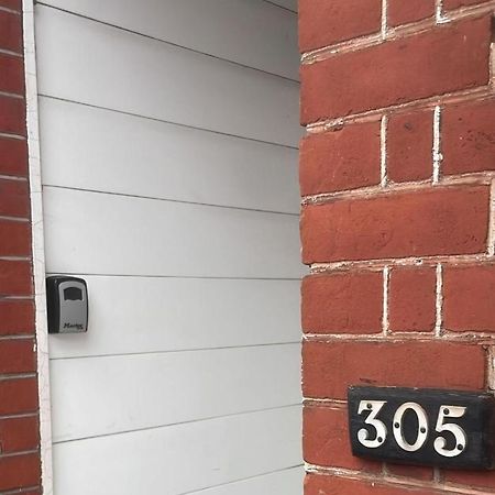 305 High Town Road Hostel Luton  Bagian luar foto